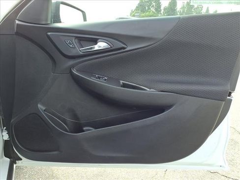 Used 2020 Chevrolet Malibu LS image 23