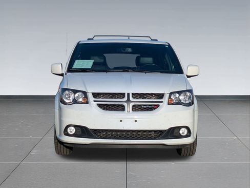 Certified 2017 Dodge Grand Caravan GT image 9