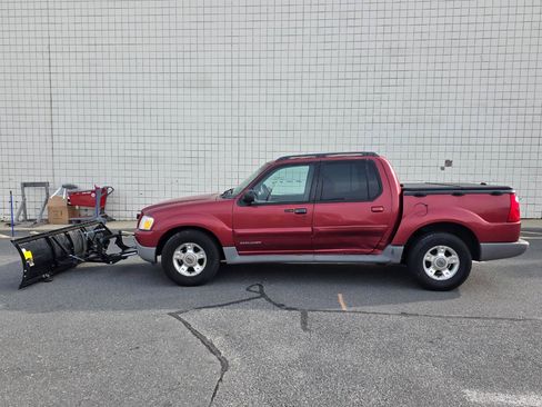 Used 2001 Ford Explorer Sport Trac 4x4 image 5