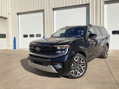 Used 2025 Ford Expedition Max Platinum w/ Platinum Ultimate Package image 1