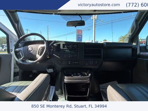 Used 2019 GMC Savana 2500 w/ Enhanced Convenience Package image 22