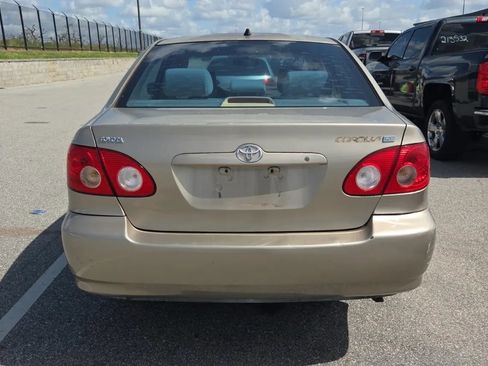 Used 2006 Toyota Corolla CE FWD image 3