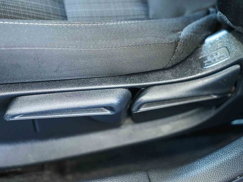 Certified 2023 Honda Civic LX image 25