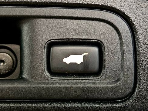 Used 2018 Honda Pilot Elite image 36