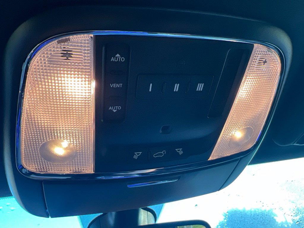 Certified 2020 Jeep Grand Cherokee Limited RWD image 48