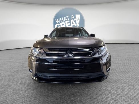 Used 2018 Mitsubishi Outlander LE image 9