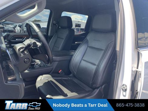 Used 2023 GMC Sierra 1500 Denali w/ Technology Package AWD/4WD image 13