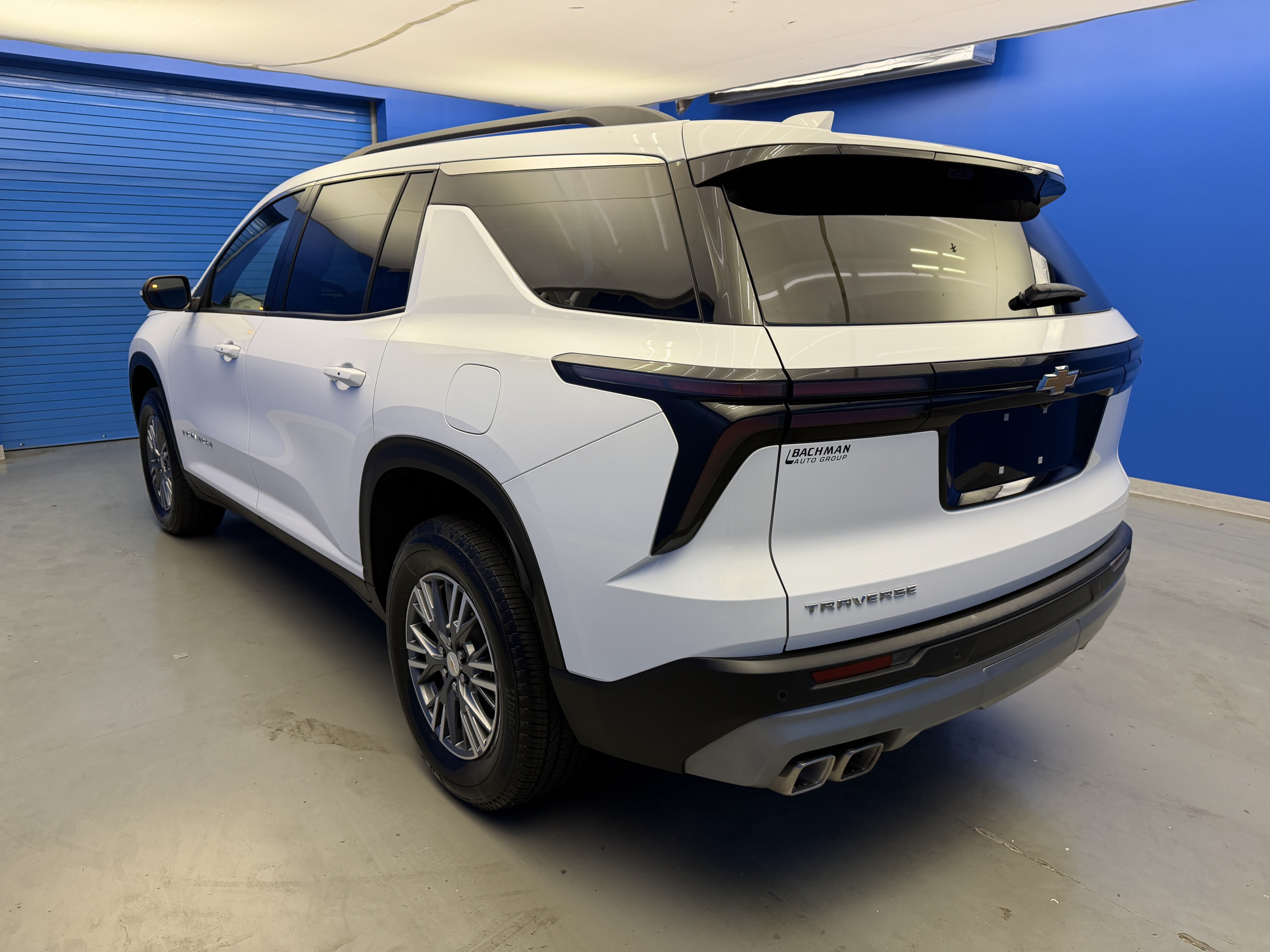 Used 2026 Chevrolet Traverse LT w/ Driver Confidence Package FWD image 5