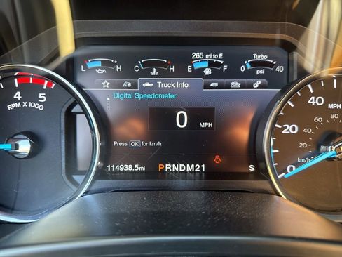 Used 2019 Ford F450 Platinum w/ Platinum Ultimate Package AWD/4WD image 63