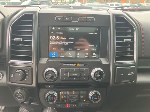 Used 2018 Ford F150 Lariat w/ Equipment Group 502A Luxury image 28