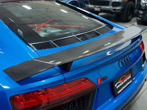 Used 2017 Audi R8 V10 image 10