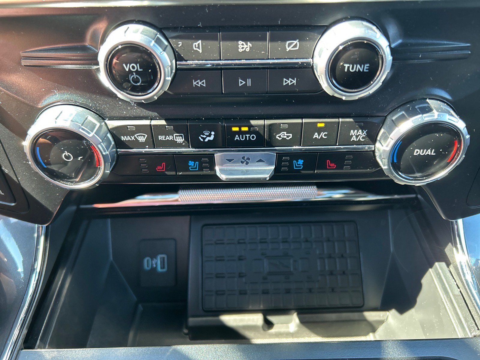 Certified 2023 Ford F150 Lariat AWD/4WD image 31