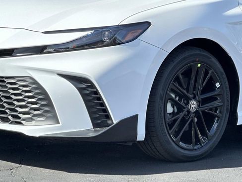 New 2026 Toyota Camry SE FWD image 7