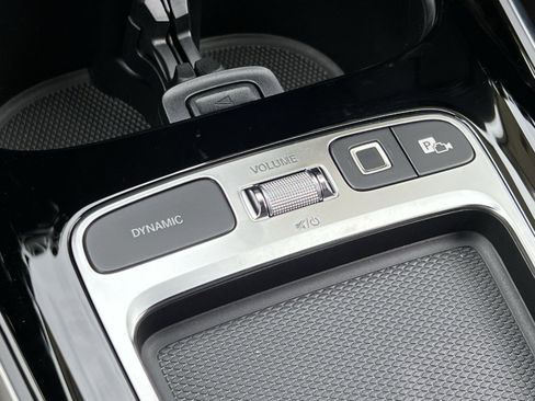 Certified 2025 Mercedes-Benz GLA 250 4MATIC image 32