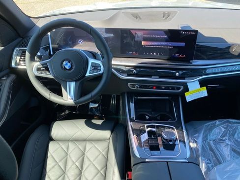 New 2026 BMW X5 xDrive40i AWD/4WD image 9