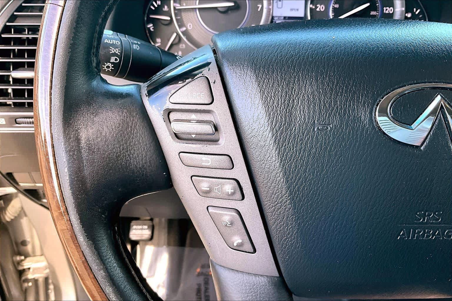 Used 2012 INFINITI QX56 4WD w/ Deluxe Touring Pkg image 23