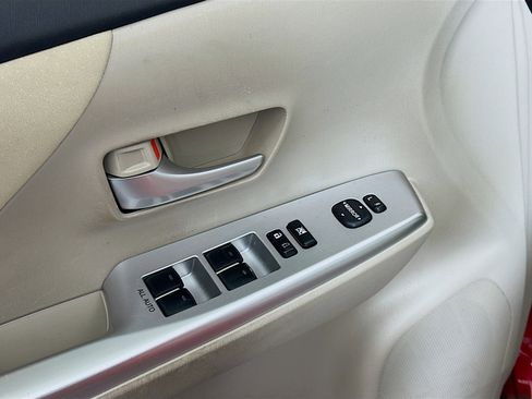 Used 2013 Toyota Prius V Three image 15