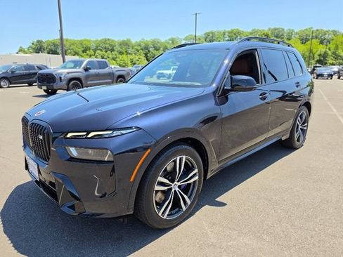 Used 2023 BMW X7 M60i w/ Executive Package AWD/4WD image 3