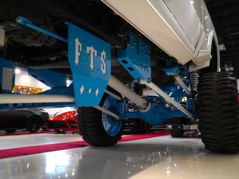 Used 2021 Chevrolet Silverado 2500 High Country image 12