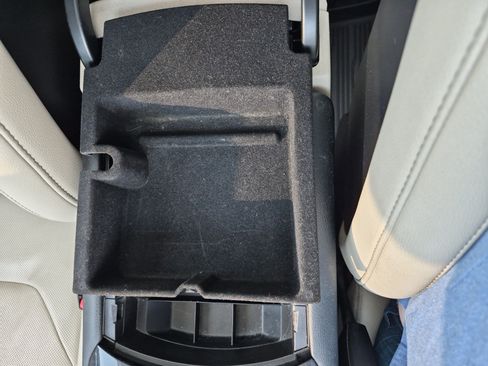 Used 2015 Ford Edge Titanium w/ Equipment Group 301A FWD image 23