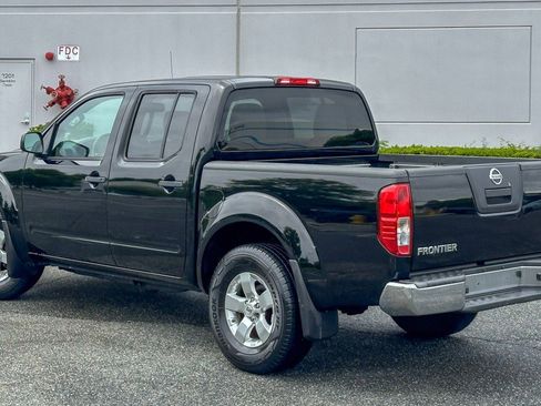 Used 2012 Nissan Frontier SV w/ SV Premium Utility Pkg AWD/4WD image 15