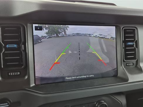 Used 2024 Ford Bronco Black Diamond AWD/4WD image 19