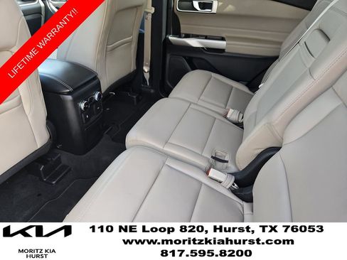 Used 2023 Ford Explorer XLT w/ Equipment Group 202A AWD/4WD image 29
