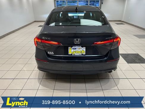 Used 2024 Honda Civic Sport image 19