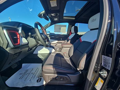 New 2026 GMC Canyon AT4X w/ AT4X AEV Edition image 16