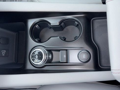 New 2026 Ford Explorer Active w/ Active Comfort Package image 10