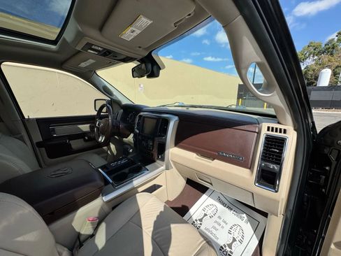 Used 2013 RAM 1500 Laramie w/ Convenience Group AWD/4WD image 25