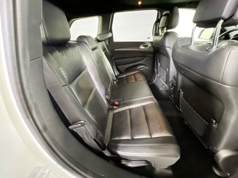 Used 2022 Jeep Grand Cherokee Limited image 27