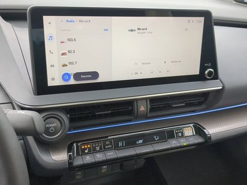 Used 2024 Toyota Prius Limited image 12