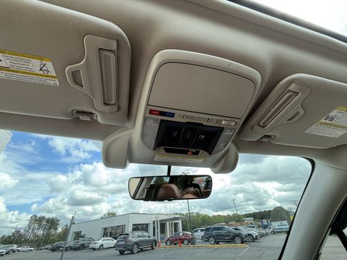 Used 2021 Subaru Forester Touring w/ Popular Package #2 image 30