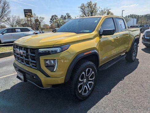 Used 2023 GMC Canyon AT4 AWD/4WD image 4