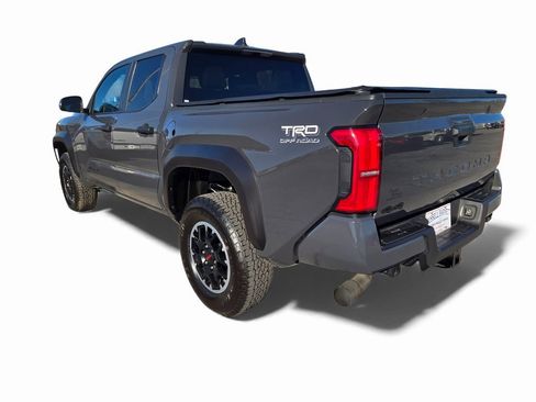 Used 2025 Toyota Tacoma TRD Off-Road image 3