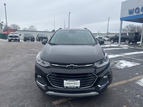 Used 2018 Chevrolet Trax Premier w/ Midnight Edition image 8