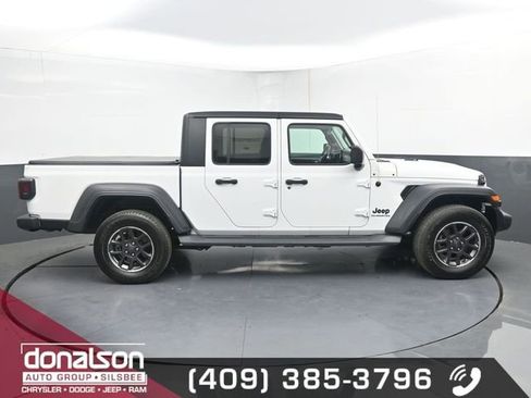 Used 2020 Jeep Gladiator Sport w/ Quick Order Package 24S AWD/4WD image 2
