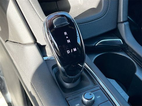 Certified 2025 Cadillac XT5 Premium Luxury image 15