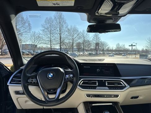 Used 2021 BMW X5 xDrive40i w/ Premium Package image 12