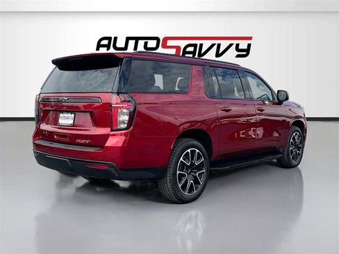 Used 2023 Chevrolet Suburban RST w/ Luxury Package image 7