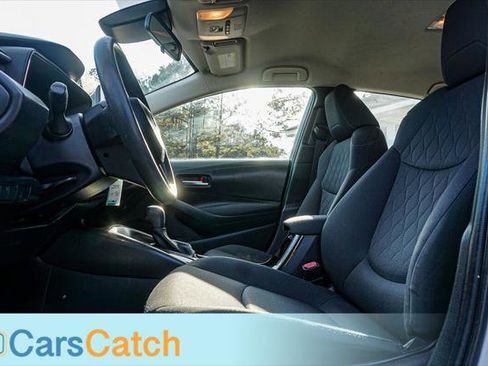 Used 2020 Toyota Corolla LE image 17