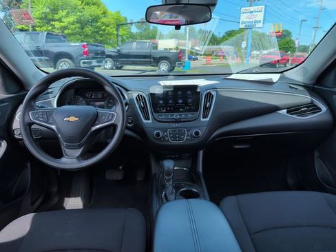 Used 2023 Chevrolet Malibu LT w/ Driver Confidence Package FWD image 14