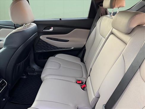 Certified 2023 Hyundai Santa Fe SEL w/ Premium Package image 9