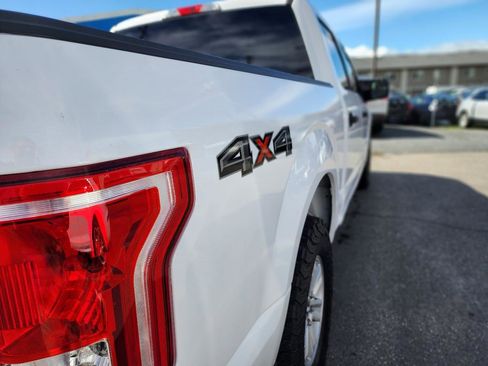 Used 2017 Ford F150 XLT w/ Trailer Tow Package image 35