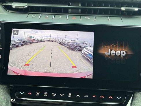New 2026 Jeep Grand Cherokee L 4WD image 24