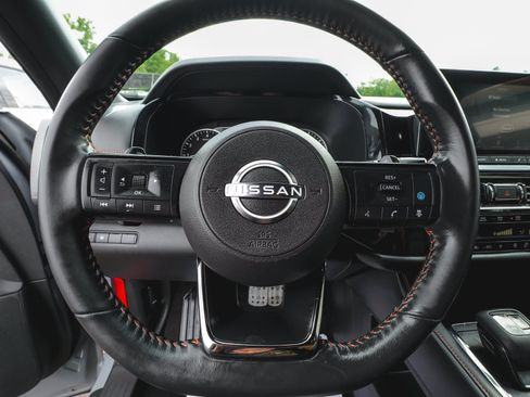 Used 2023 Nissan Pathfinder Rock Creek AWD/4WD image 18