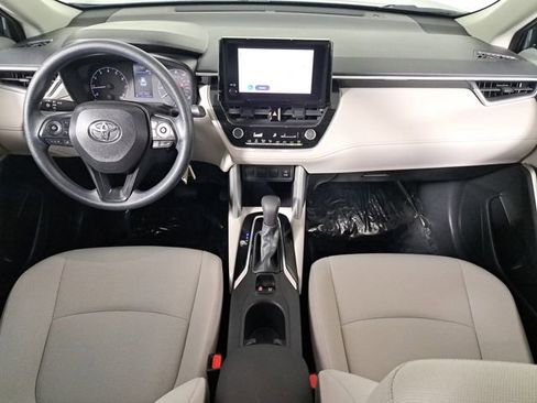 Used 2023 Toyota Corolla Cross L image 16