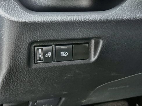 Certified 2025 Toyota RAV4 XLE AWD/4WD image 10