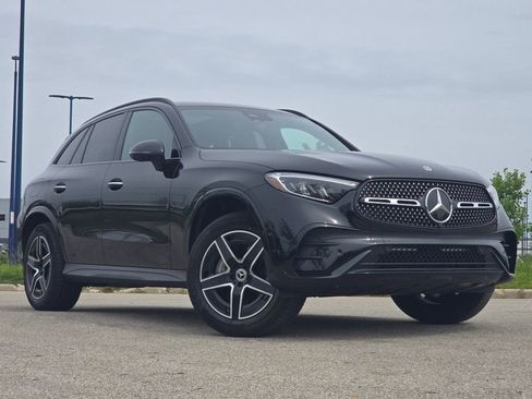 Certified 2026 Mercedes-Benz GLC 300 4MATIC image 2